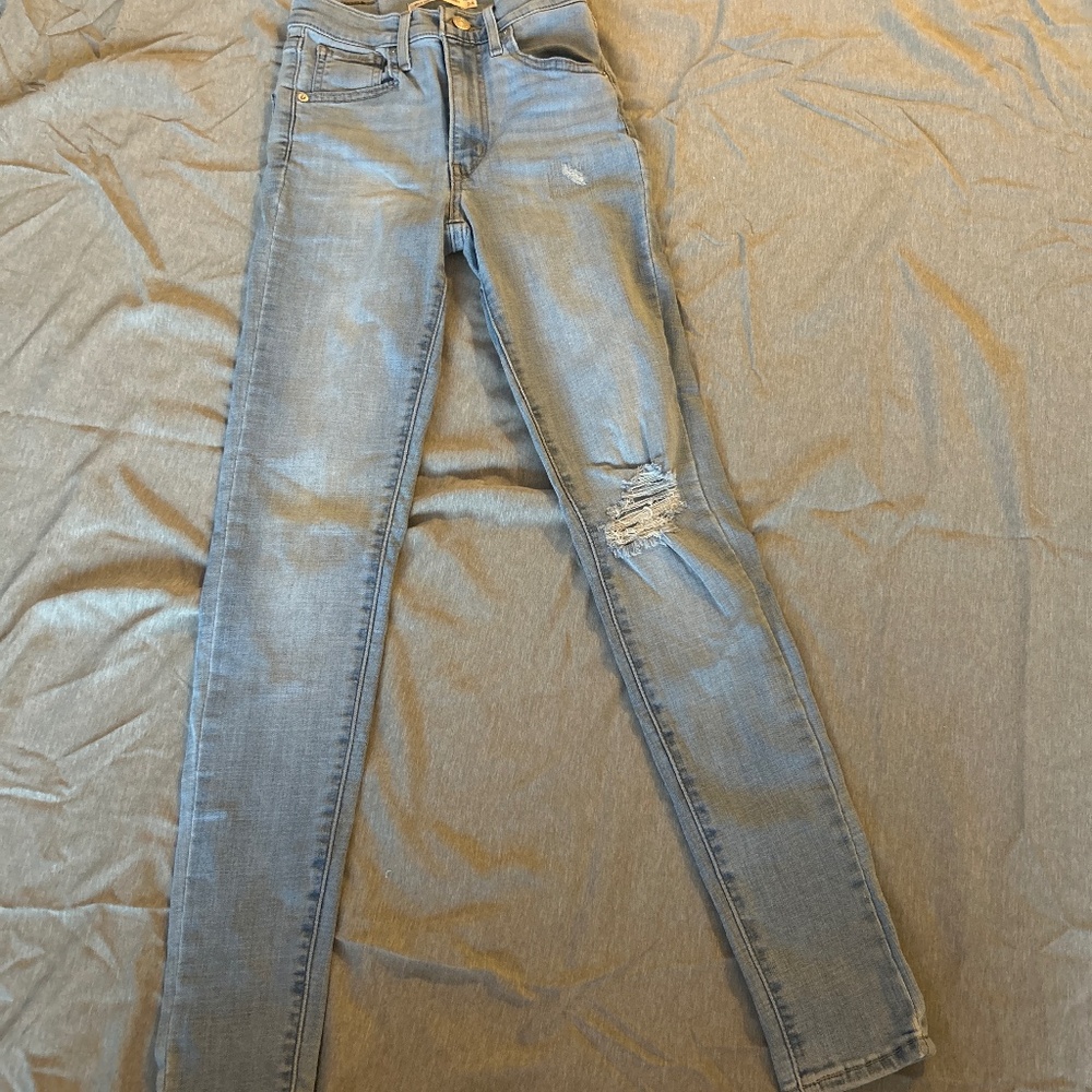 Skinny jeans